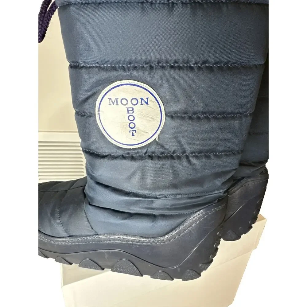 RARE VINTAGE MOON BOOTS, WOMEN'S SIZE 9, 10. Snow Ski Snowboard Shoes Navy Blue